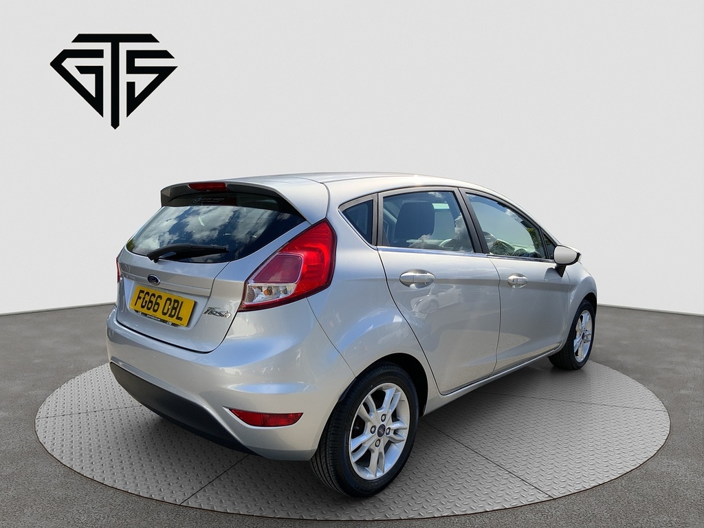 Ford Fiesta Zetec Silver #3