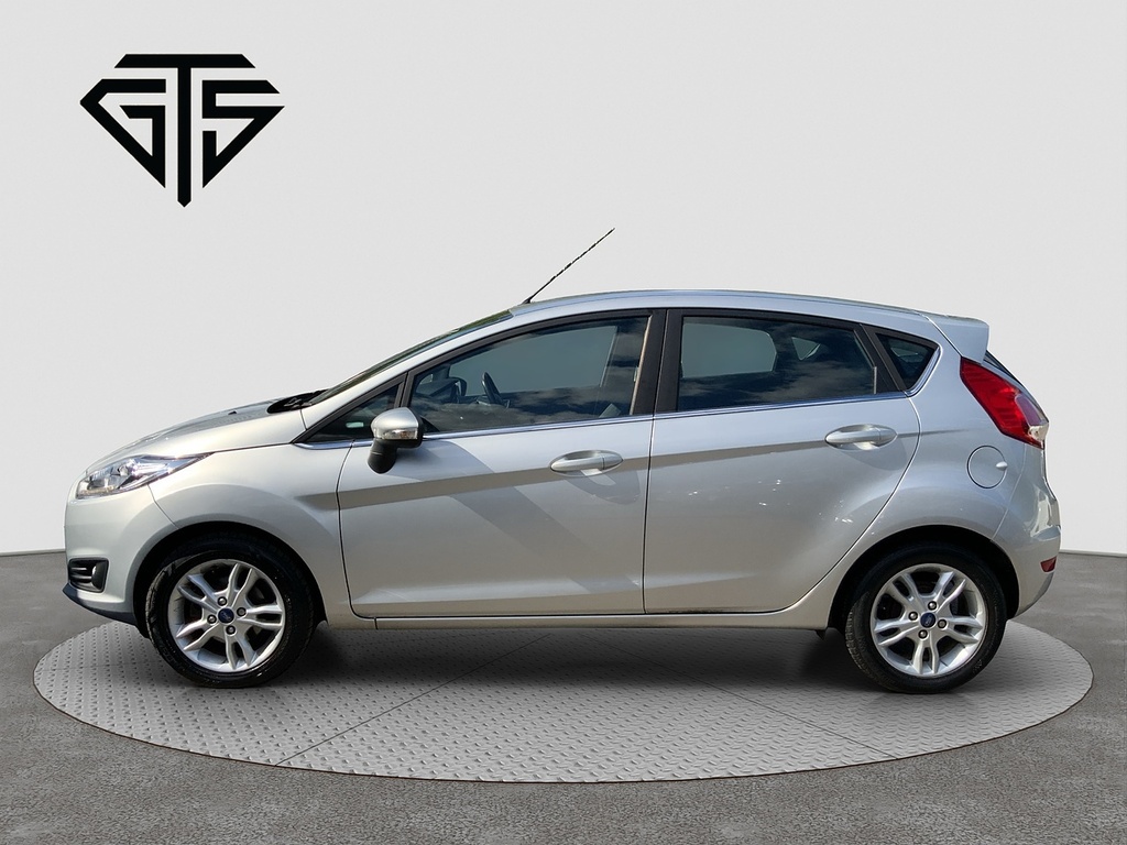 Ford Fiesta Zetec Silver #6