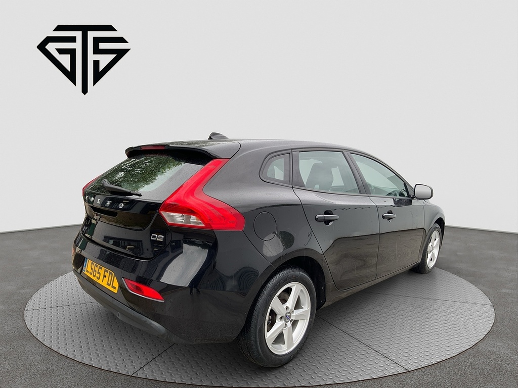 Volvo V40 D2 Es Nav Black #3