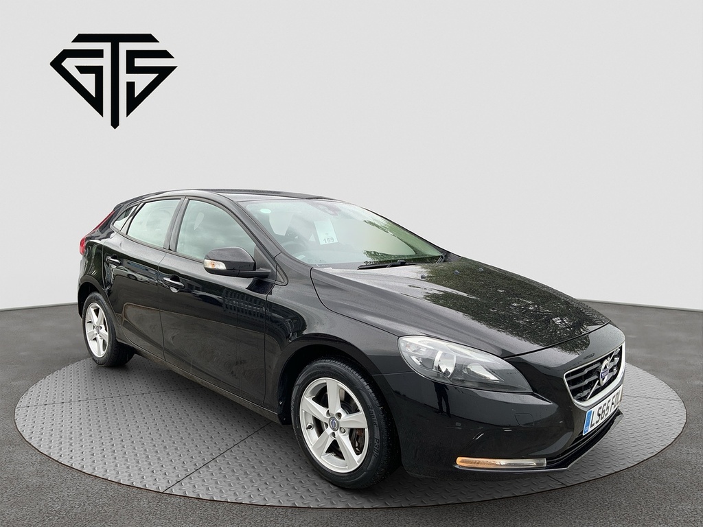 Volvo V40 D2 Es Nav Black