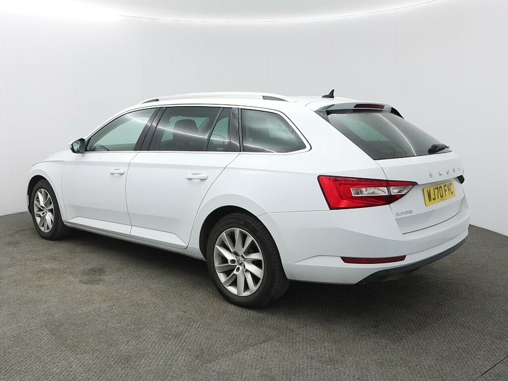 Skoda Superb Tdi Se Technology WJ70FYC White #2