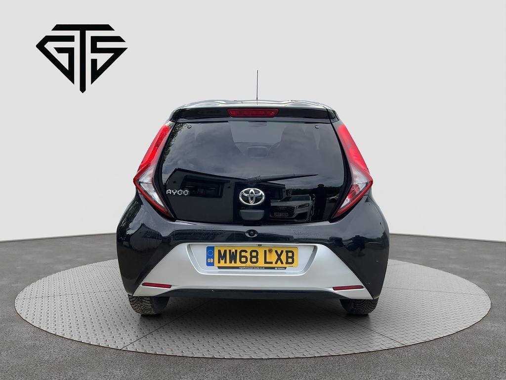 Toyota Aygo Vvt-i X-plore MW68LXB Black #4
