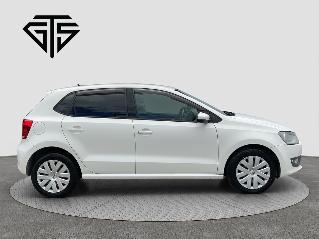 Volkswagen Polo Hatchback  White #2