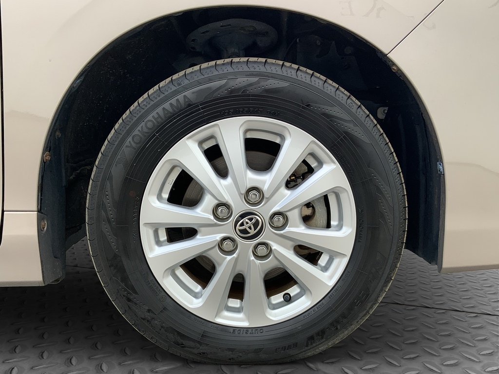 Toyota Noah Voxy Hybrid Zwr80 Silver #23