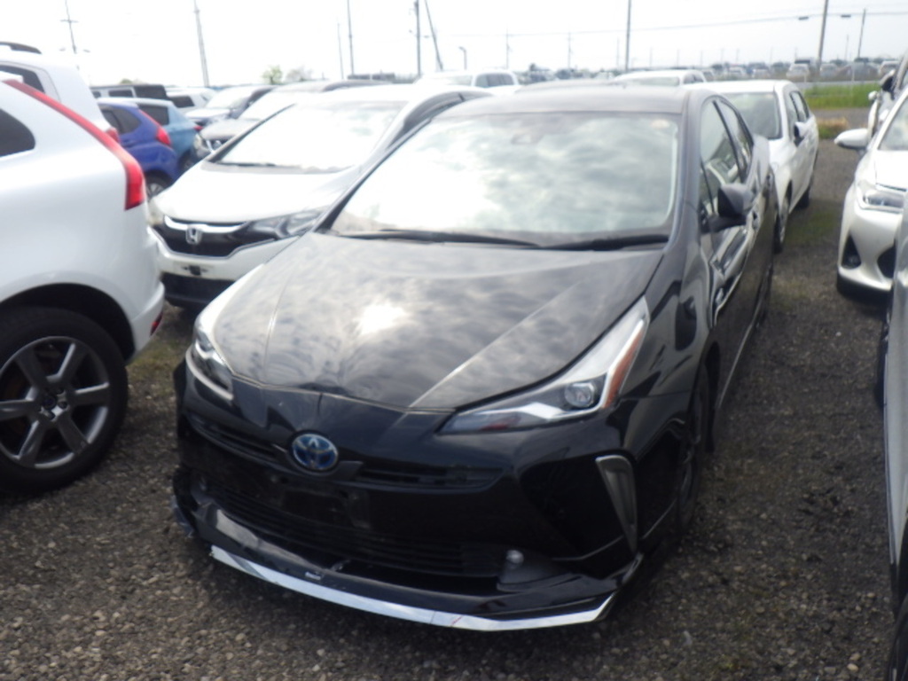 Toyota Prius S Touring Selection Black