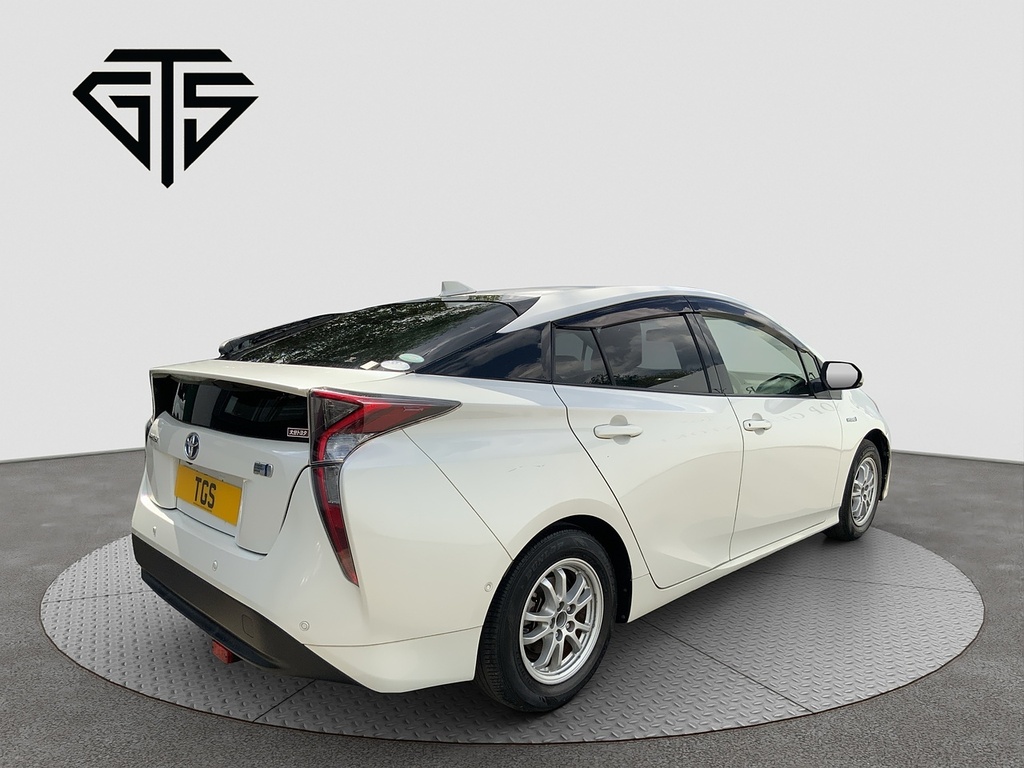 Toyota Prius S Safetyplus #3