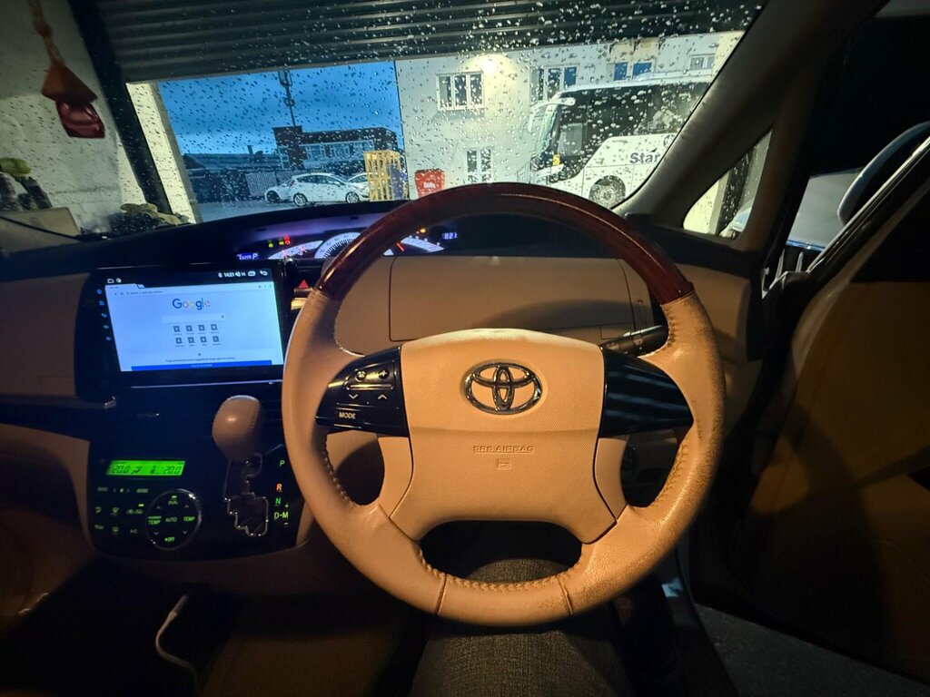 Toyota Estima Mpv Black #19