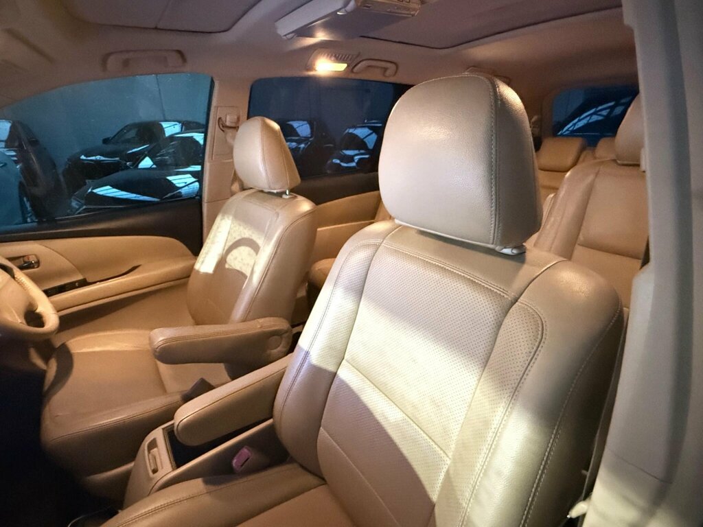 Toyota Estima Mpv Black #9