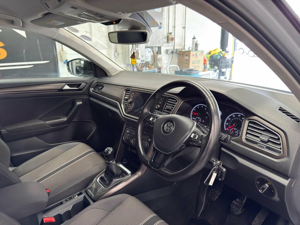Volkswagen T-Roc 1.5 Tsi Evo Design Euro 6 Ss PX18XET Silver #2