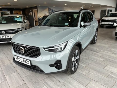 Volvo XC40 2.0 B4 Mhev 