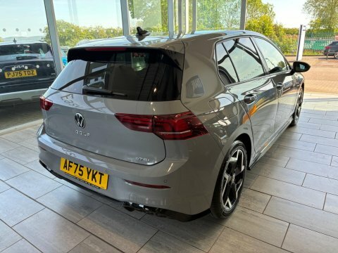 Volkswagen Golf 1.5 Etsi Mhev AF75YKT #4