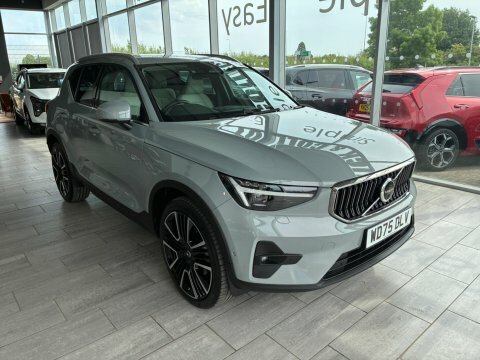 Volvo XC40 2.0 B3 Mhev WD75DLV #3
