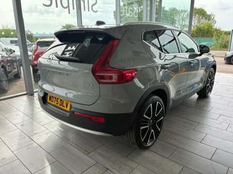Volvo XC40 2.0 B3 Mhev WD75DLV #5