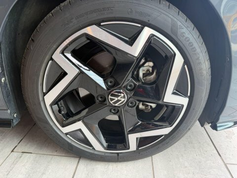 Volkswagen Golf 1.5 Etsi Mhev AK75CSU #4