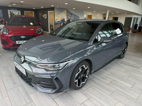 Volkswagen Golf 1.5 Etsi Mhev 