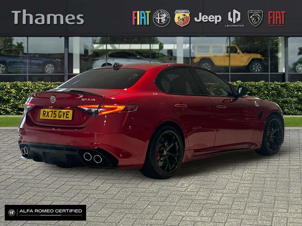 Alfa Romeo Giulia 2.9 2.9 V6 Bi-turbo Quadrifoglio Saloon RE26MWO Red #3