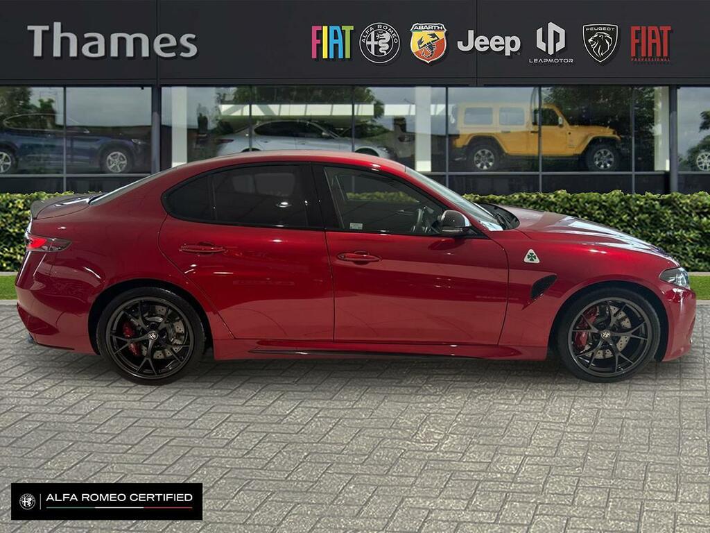 Alfa Romeo Giulia 2.9 2.9 V6 Bi-turbo Quadrifoglio Saloon RE26MWO Red #2