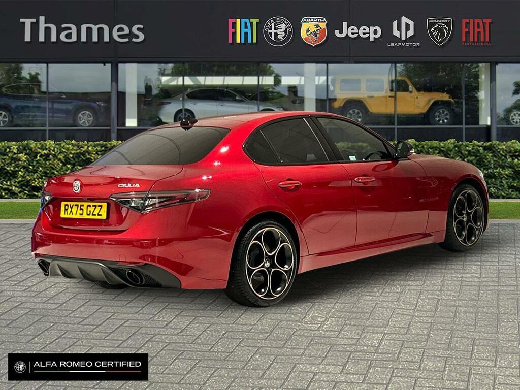 Alfa Romeo Giulia 2 2.0T Intensa Saloon Euro 6 Ss RX26GHD Red #3