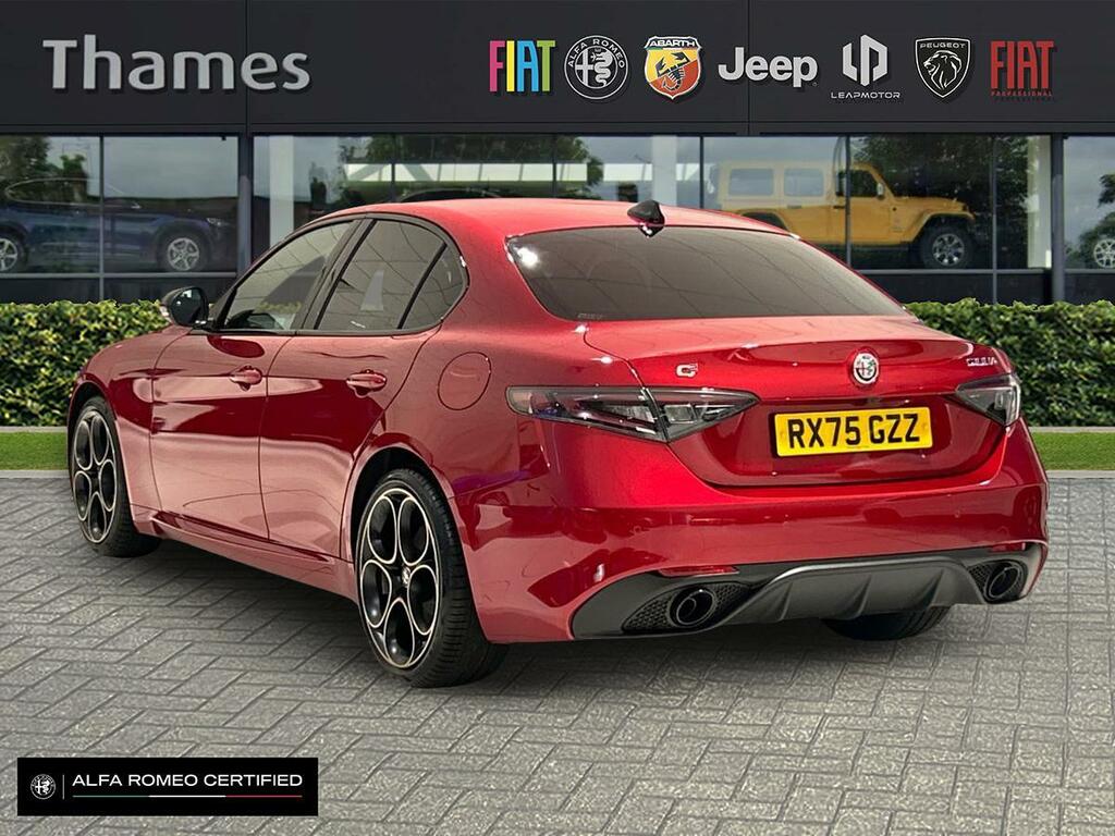 Alfa Romeo Giulia 2 2.0T Intensa Saloon Euro 6 Ss RX26GHD Red #5
