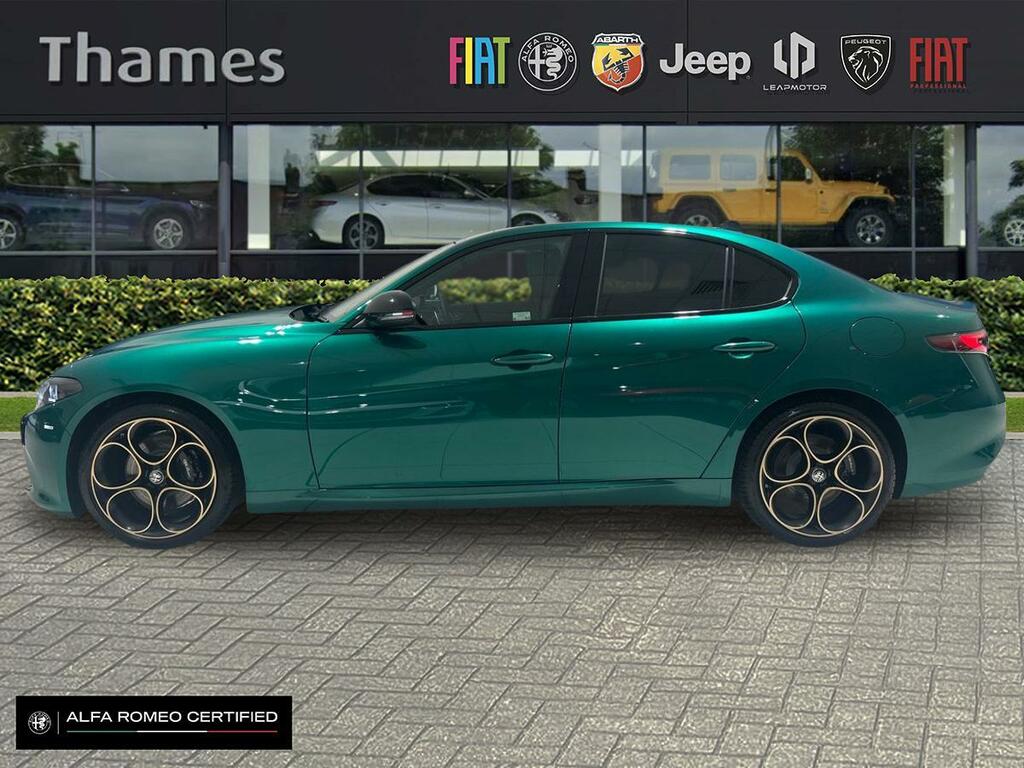 Alfa Romeo Giulia 2 2.0T Intensa Saloon Euro 6 Ss RE75FZX Green #6