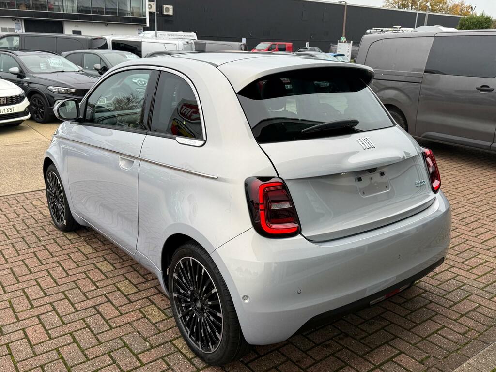 Fiat 500E 42Kwh La Prima Hatchback 118 Ps RX26GJF Blue #4