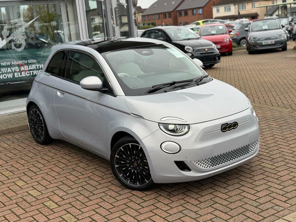 Fiat 500E 42Kwh La Prima Hatchback 118 Ps RX26GJF Blue #2