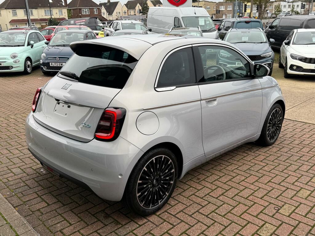 Fiat 500E 42Kwh La Prima Hatchback 118 Ps RX26GJF Blue #6