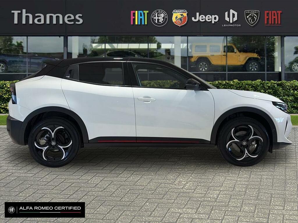 Alfa Romeo Junior 1.2 1.2 Mhev Ibrida Suv Hybrid E-dct Eu RX26GHH Black #2