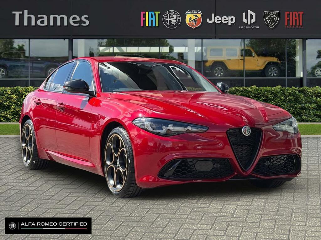 Alfa Romeo Giulia 2 2.0T Intensa Euro 6 Ss Red