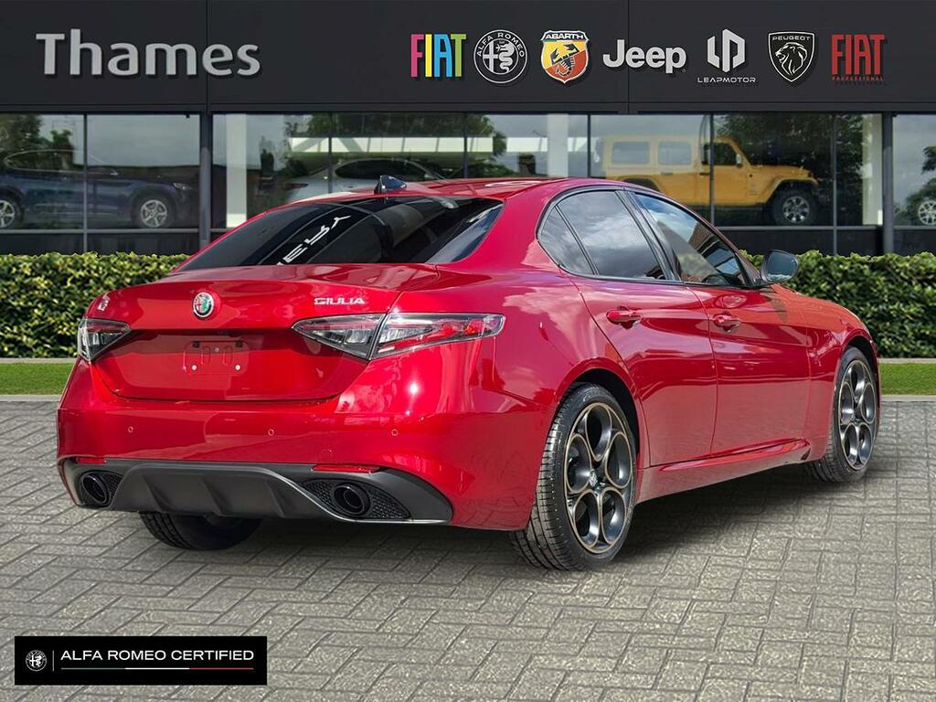 Alfa Romeo Giulia 2 2.0T Intensa Euro 6 Ss RX26GHB Red #3
