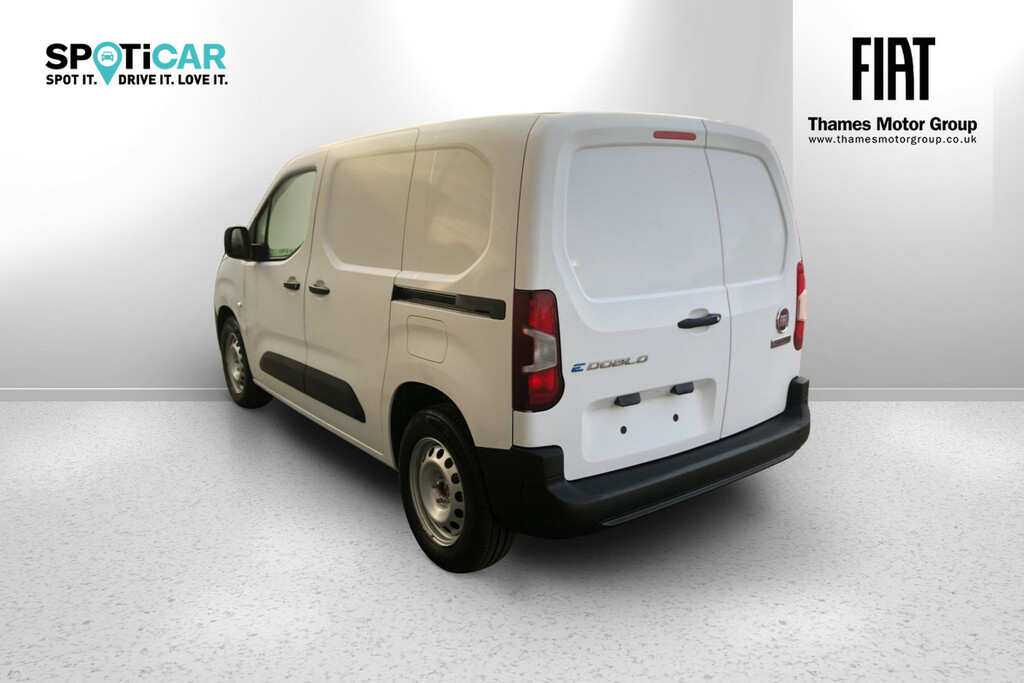 Fiat Doblo 50Kwh Swb 11Kw Obc White #4