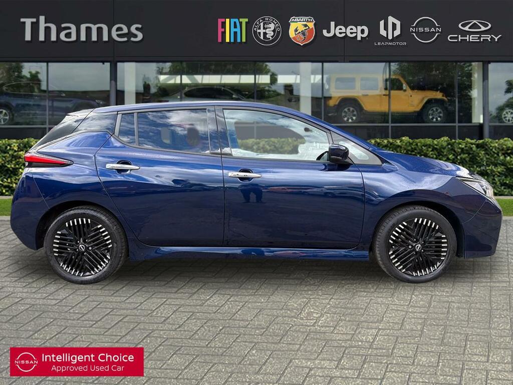 Nissan Leaf 39Kwh N-connecta CE23KUR Blue #2