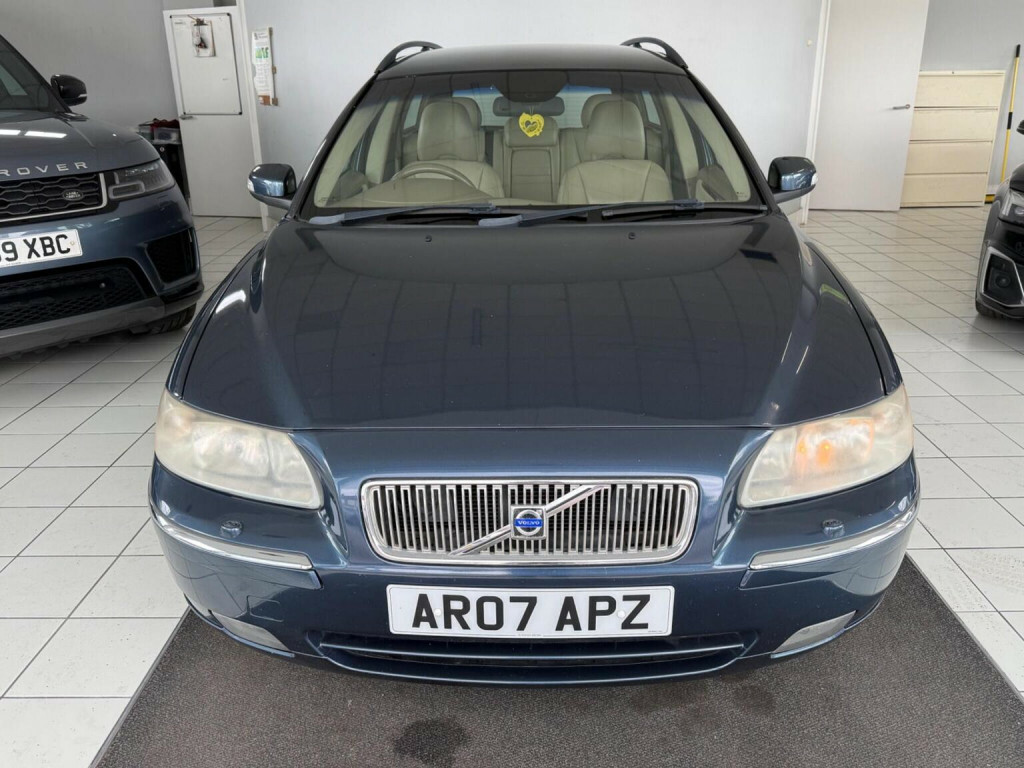 Volvo V70 2.4 D5 Se Lux Silver #22