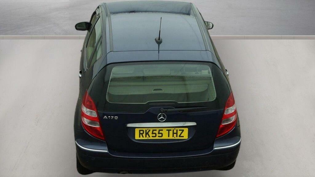Mercedes-Benz A Class A150 Classic Red #9