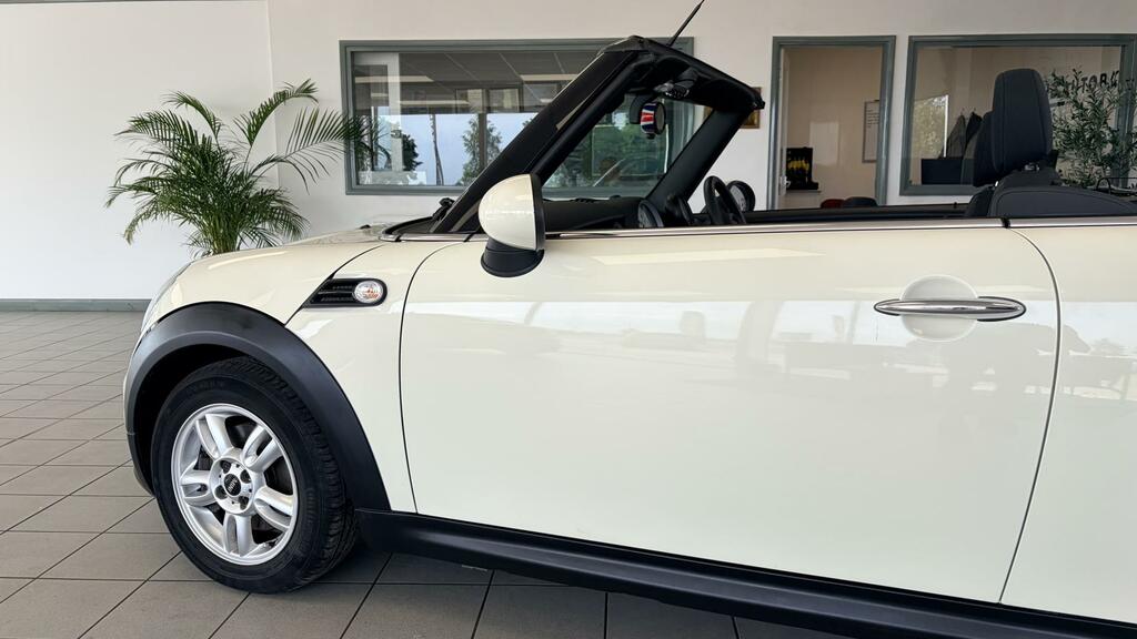 Mini Convertible 1.6 One Convertible Euro 6 98 P White #3