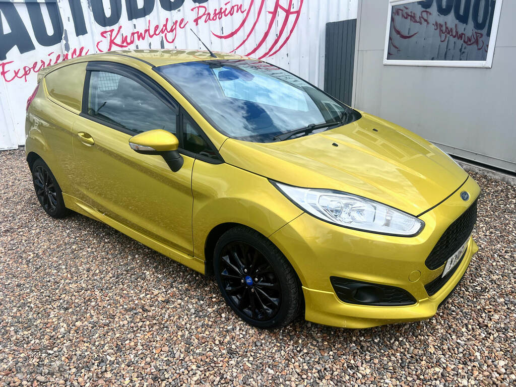Ford Fiesta Tdci Sport Van Yellow