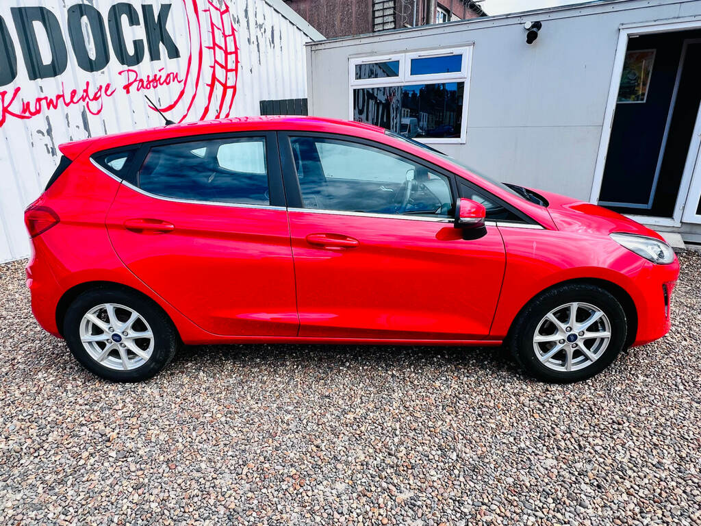 Ford Fiesta 1.1 Zetec KGZ9304 Red #2