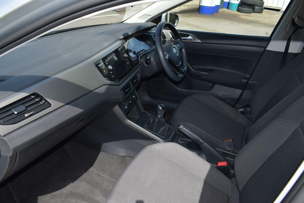 Volkswagen Polo 1.0 Evo Se Euro 6 Ss HG19UVD Silver #2