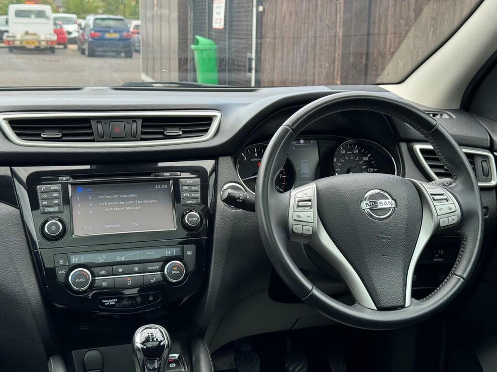 Nissan Qashqai 1.2 Dig-t N-connecta 2Wd Euro 6 Ss 201666 VN66VYF Black #4
