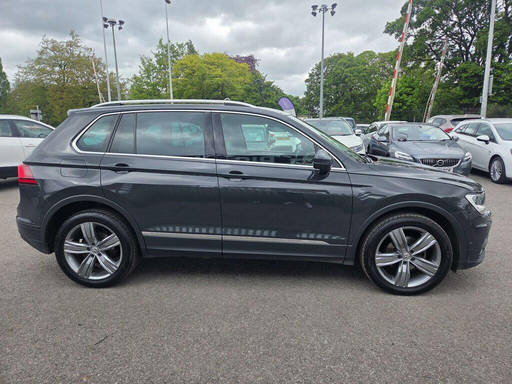 Volkswagen Tiguan 2.0 Tdi Match 4Motion Euro 6 Ss WR69VBG Grey #2