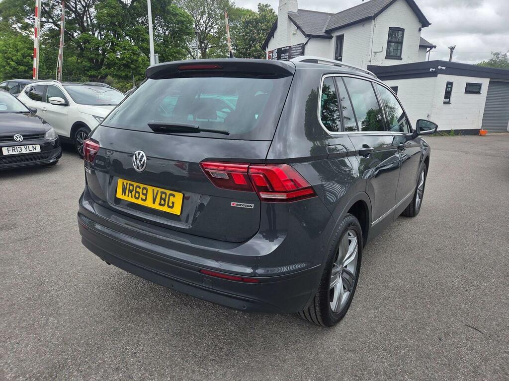 Volkswagen Tiguan 2.0 Tdi Match 4Motion Euro 6 Ss WR69VBG Grey #3