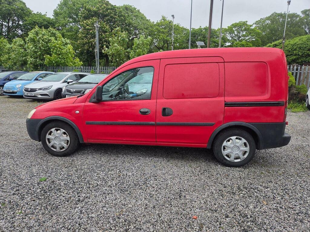 Vauxhall Combo 1.3 Cdti 1700 16V Red #6