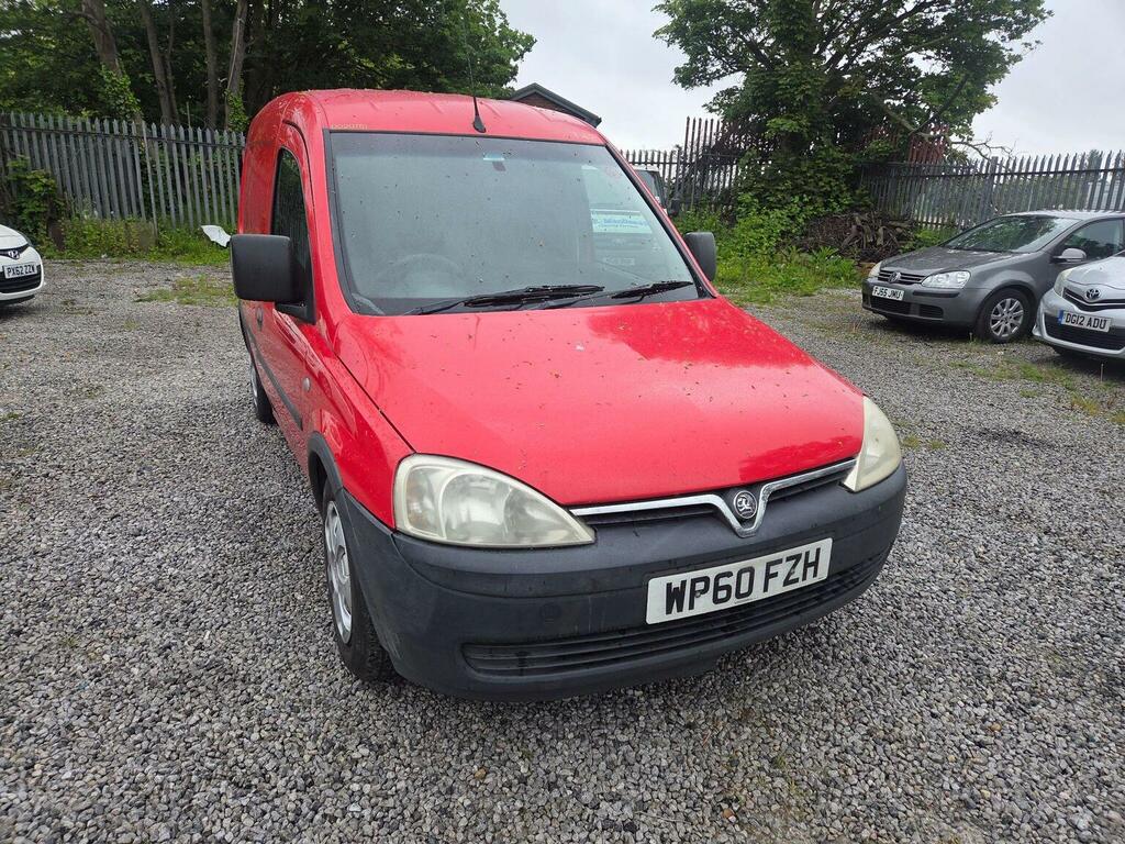 Vauxhall Combo 1.3 Cdti 1700 16V Red