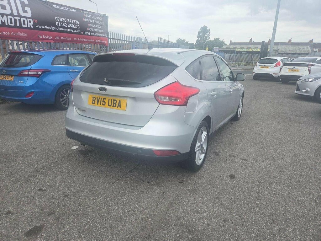 Ford Focus 1.6 Tdci Zetec Euro 5 Ss BV15UBA Silver #2