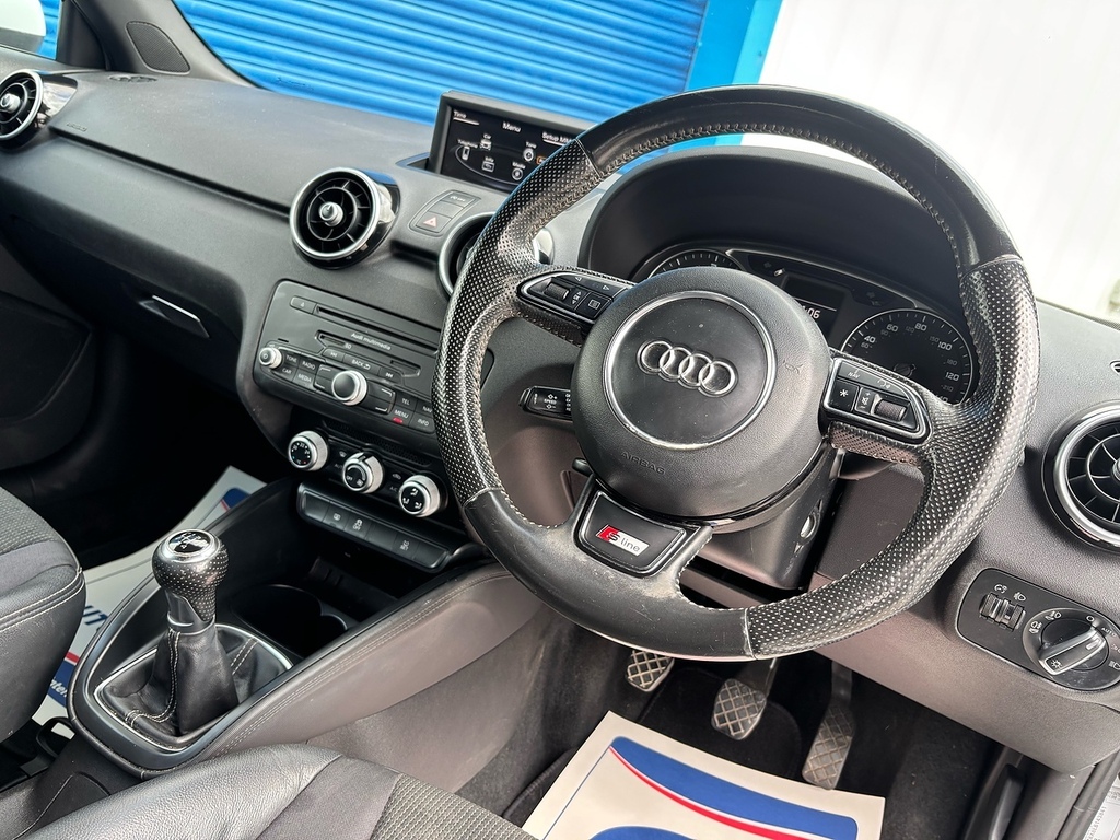 Audi A1 1.6 Tdi S Line Hatchback Euro 5 KY64HFE White #4