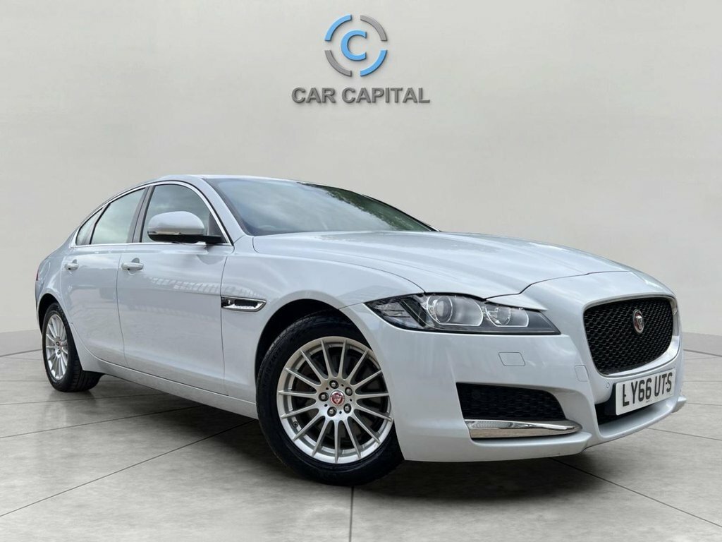 Jaguar XF 2L Prestige White #3