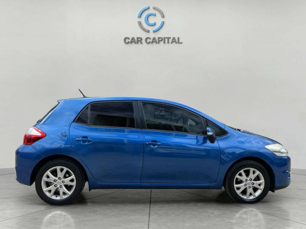 Toyota Auris 1.6L Tr OY12WZZ Blue #4