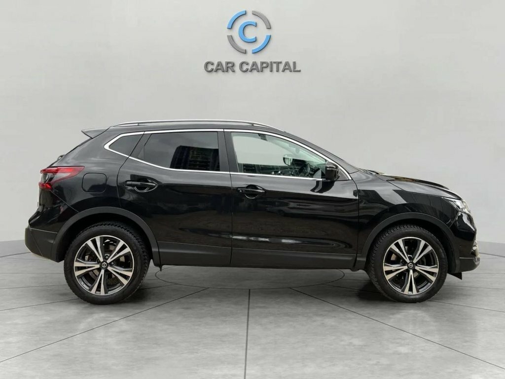 Nissan Qashqai 1.3L N-connecta LN69XJA Black #4
