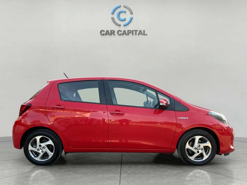 Toyota Yaris 1.5L Icon Red #4