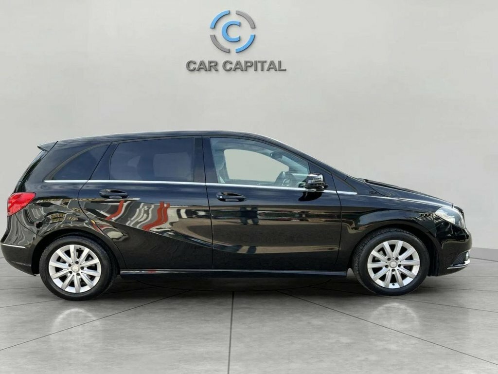 Mercedes-Benz B Class 1.6L Se Black #4